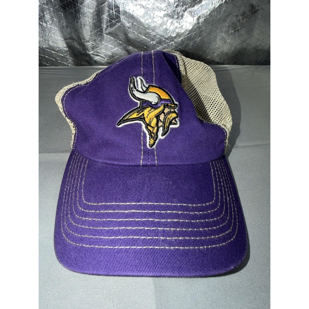 Minnesota Vikings Hat Cap Snap Back Mens One Size Purple NFL Football '47